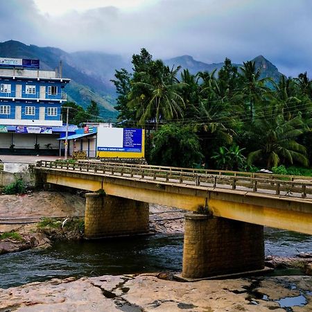 Oyo Preferred 15647 River View Inn Munnar Exterior photo